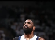 包含休斯顿火箭半决赛鏖战丹佛掘金，欧文砍下20记关键球，全场沸腾的词条